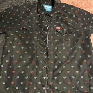 DIXXON Black Short-Sleeve Button-Down Shirt